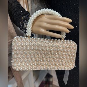 Elegant Pearl-Embellished Handbag